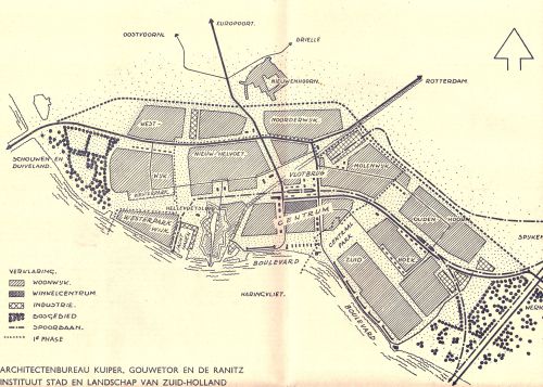 Donderdag 29 november ontvouwde de gemeente Hellevoetsluis haar toekomstplannen. In het structuurplan werd ervan uitgegaan dat de gemeente in de daaropvolgende tien a vijftien jaar zou uitgroeien tot een stad van 44.000 inwoners. in het plan werden ruwweg de wegen en woonwijken ingetekend voor en stad die uiteindelijk zo'n 142.000 inwoners zou herbergen. Ten oosten van het Kanaal was het nieuwe centrum geprojecteerd, met onder meer het stathuis, postkantoor en treinstation.